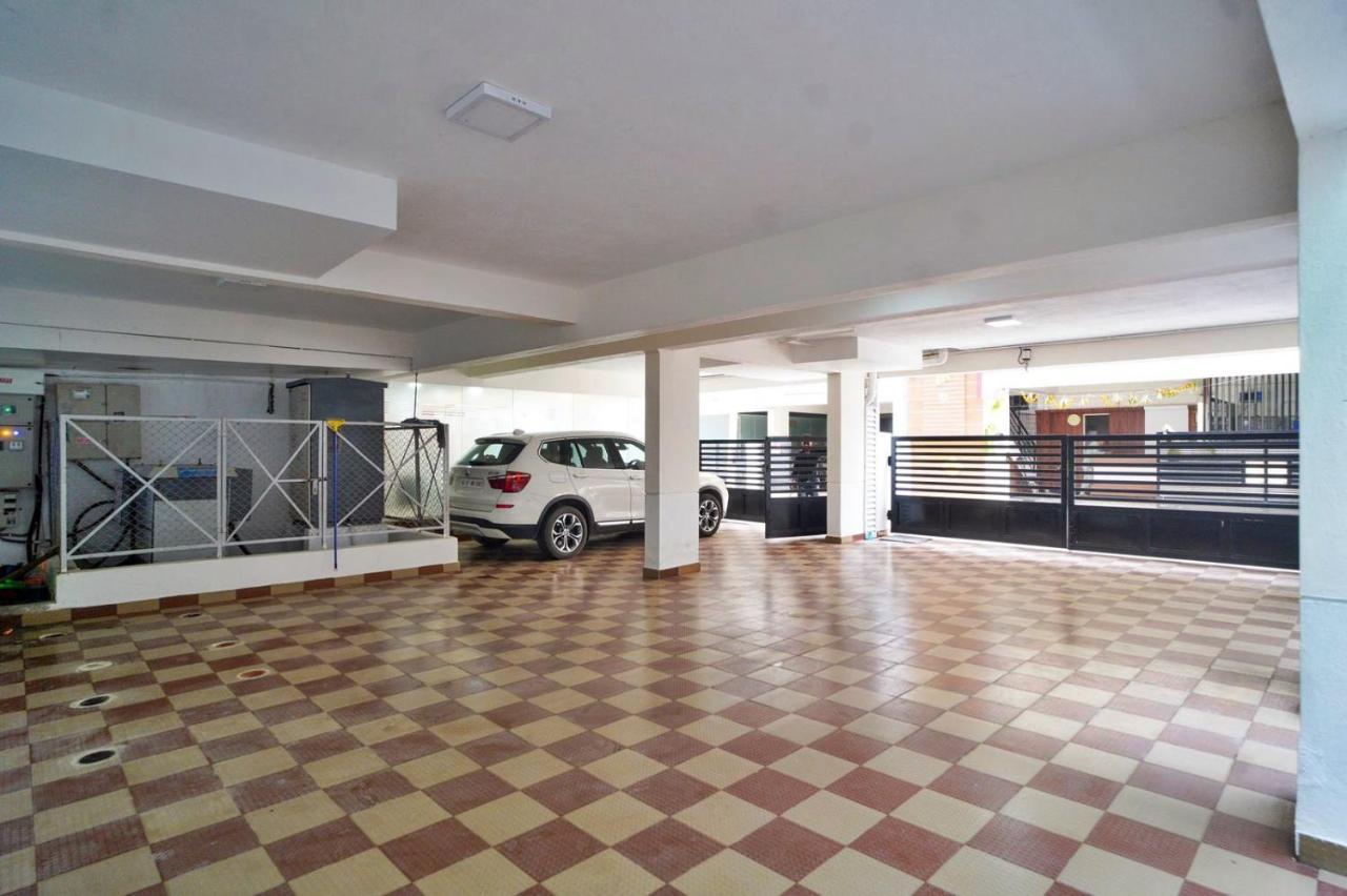Hotel Sterling Inn Bangalore International Airport Yelahanka Exteriör bild