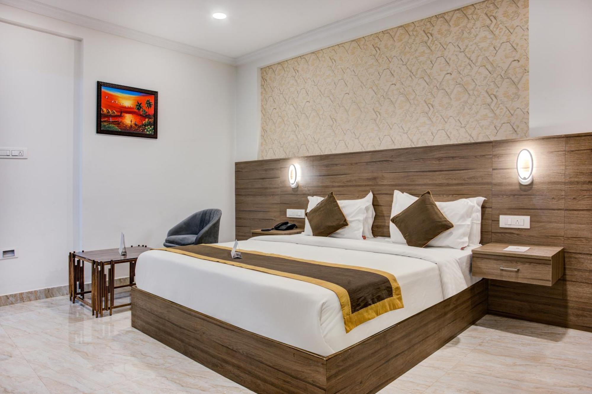 Hotel Sterling Inn Bangalore International Airport Yelahanka Exteriör bild